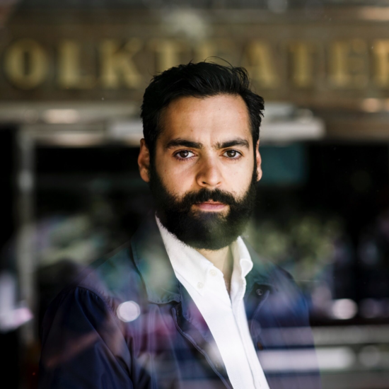 Portrait of Ardalan Esmaili